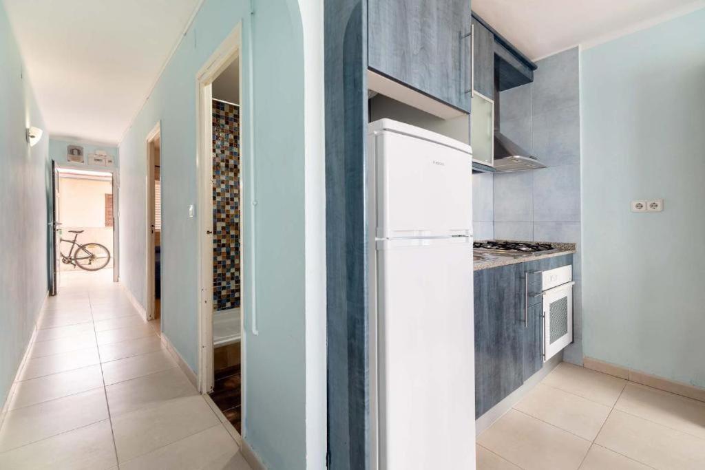 Apartamentos Denis カステルデフェルス エクステリア 写真