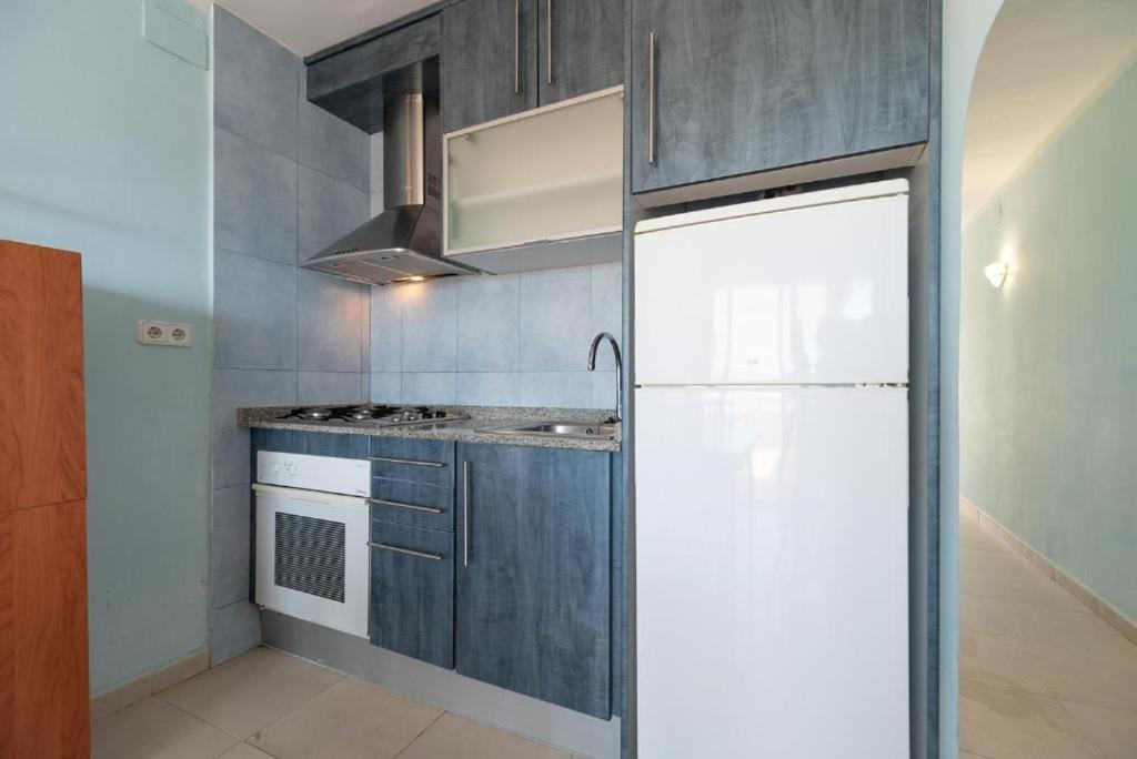 Apartamentos Denis カステルデフェルス エクステリア 写真